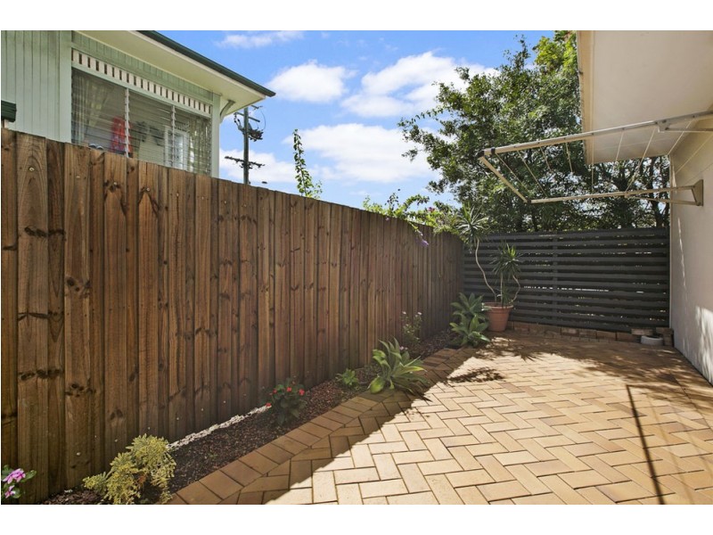 1/6 Emsworth Street, Wynnum QLD 4178