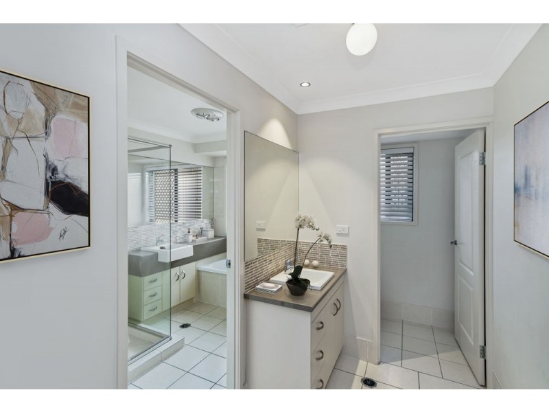 25 Conestoga Way, Upper Coomera QLD 4209