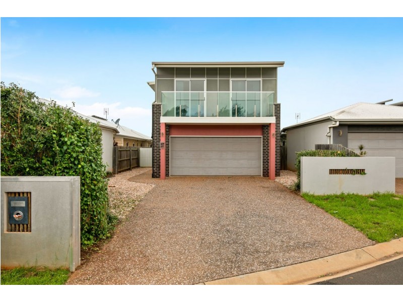 27/21 Andersson Court, Highfields QLD 4352