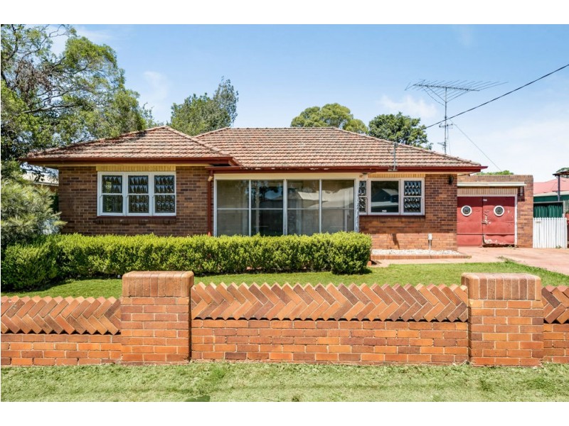 108 Hill Street, Newtown QLD 4350