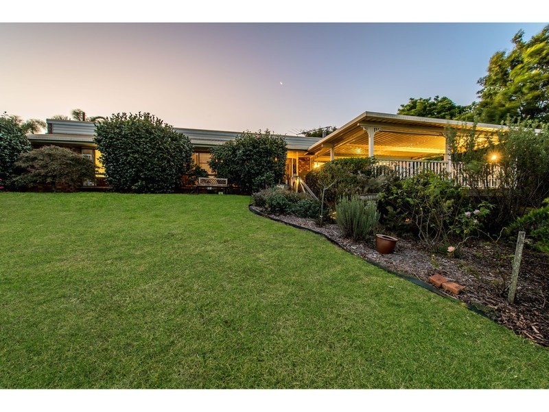 9 Katoomba Crescent, Prince Henry Heights QLD 4350