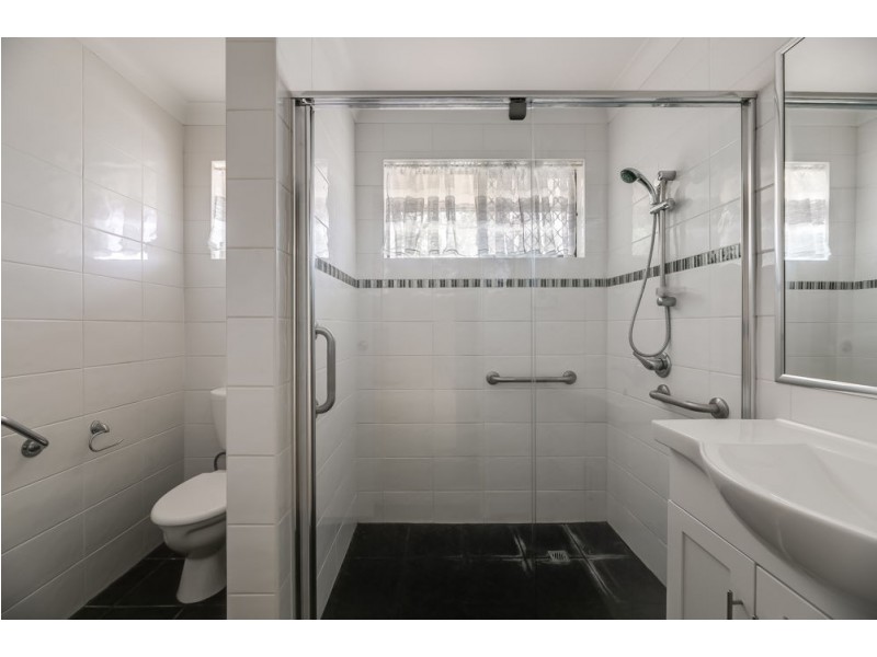 1/14 Jondaryan Street, Newtown QLD 4350