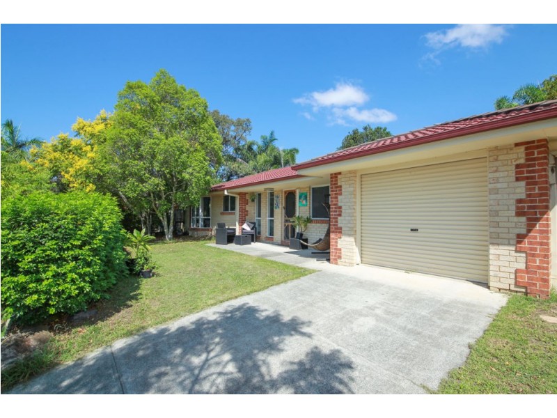 4 Winslow Court, Oxenford QLD 4210