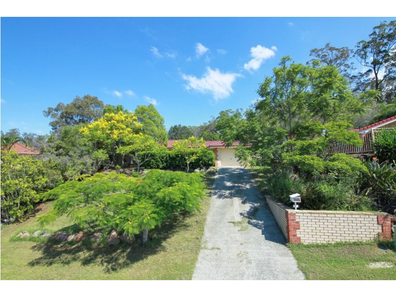 4 Winslow Court, Oxenford QLD 4210