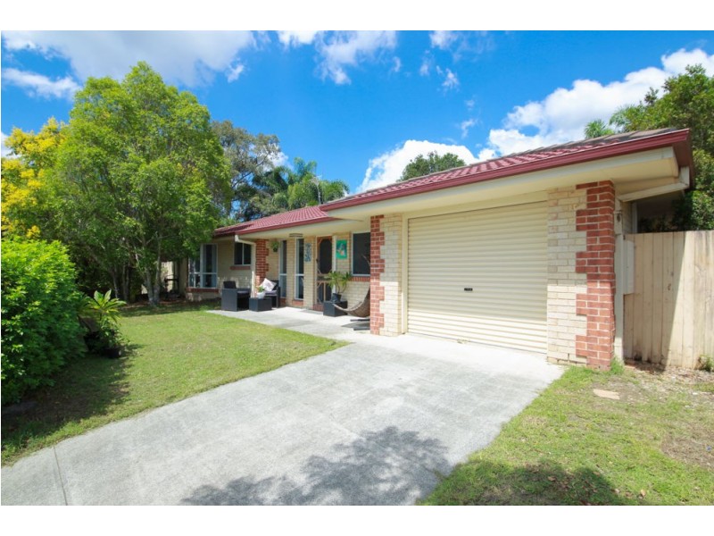 4 Winslow Court, Oxenford QLD 4210