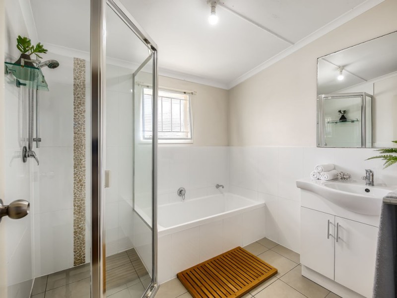 6 Monserrat Street, Chermside QLD 4032