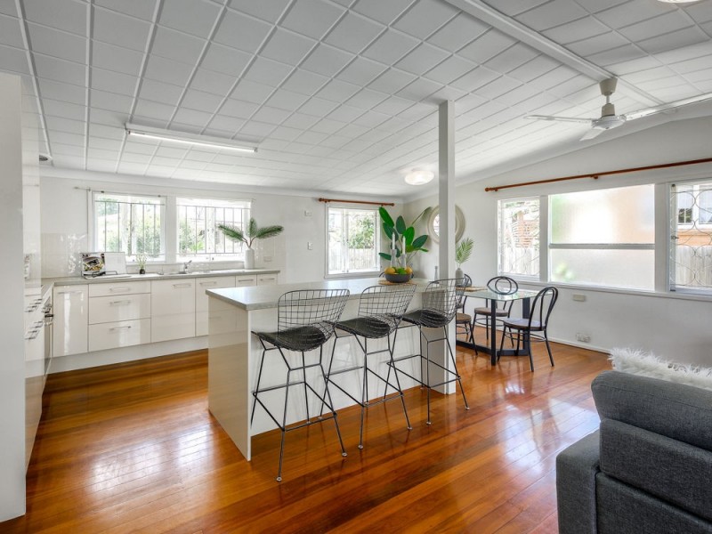 6 Monserrat Street, Chermside QLD 4032