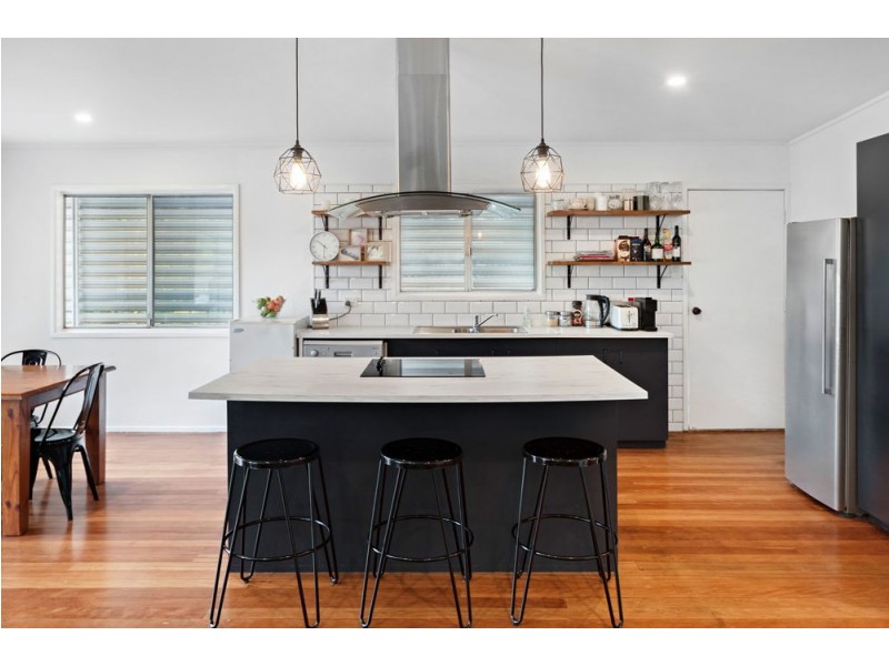 30 Plateau Parade, Bray Park QLD 4500