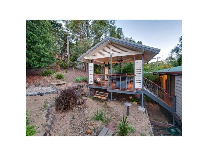 12 Yathong Court, Arana Hills QLD 4054