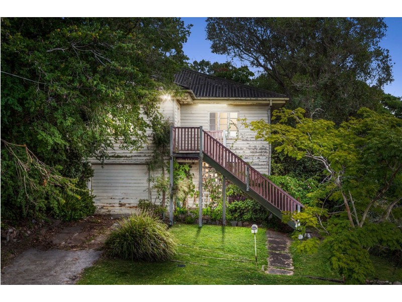 7 McCawley Street, Stafford QLD 4053