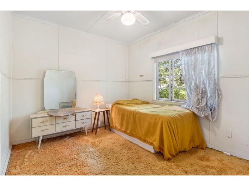 7 McCawley Street, Stafford QLD 4053