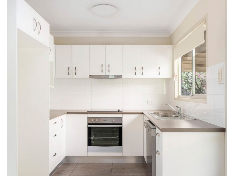 22 Yathong Court, Arana Hills QLD 4054