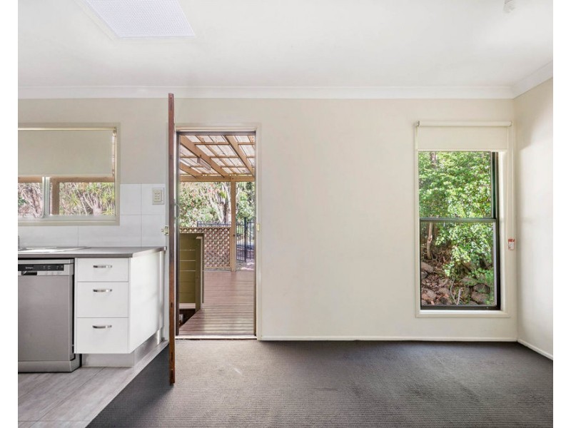 22 Yathong Court, Arana Hills QLD 4054