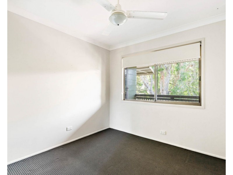 22 Yathong Court, Arana Hills QLD 4054