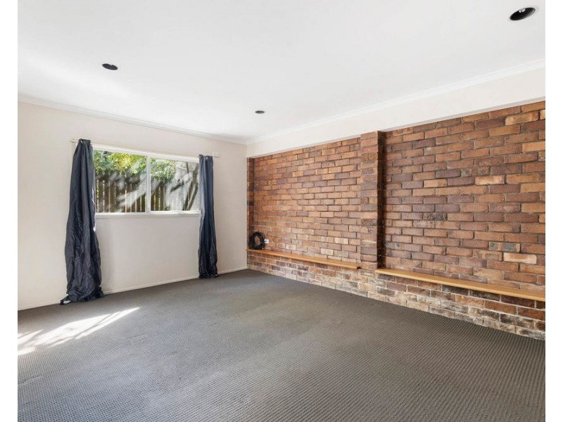 22 Yathong Court, Arana Hills QLD 4054