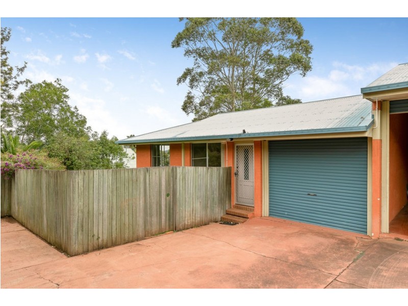 2/10 Spies Court, Mount Lofty QLD 4350