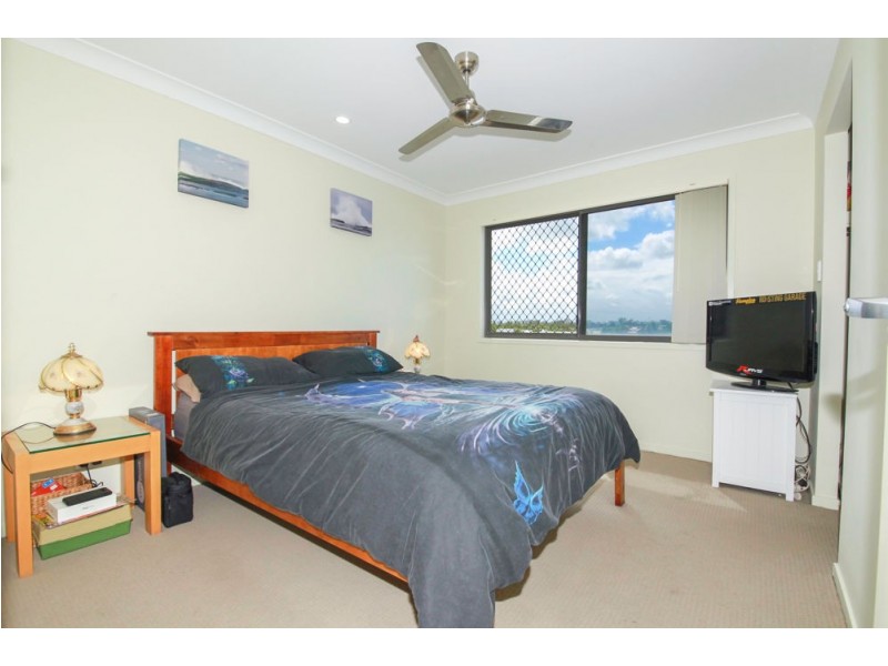 36 Hillsborough Place, Pimpama QLD 4209