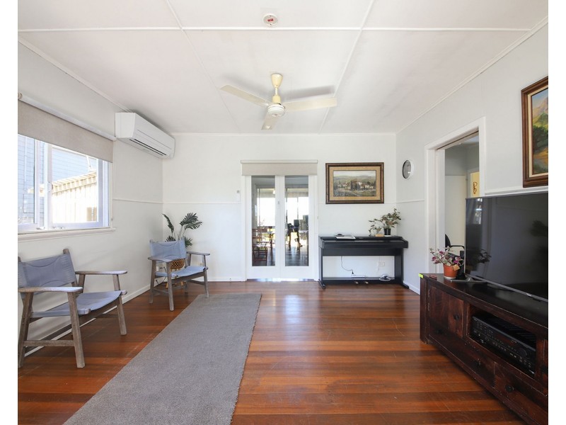 24 McAdam Street, Everton Park QLD 4053