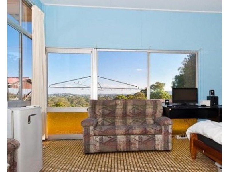 24 McAdam Street, Everton Park QLD 4053