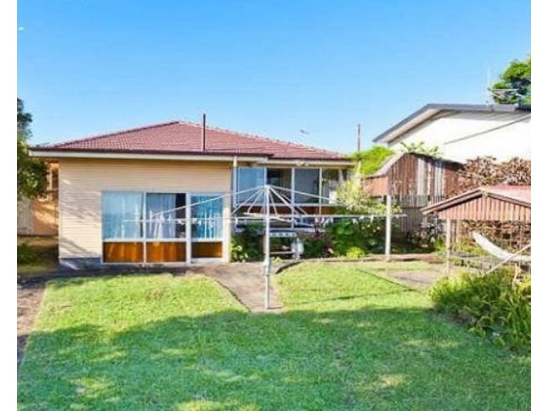 24 McAdam Street, Everton Park QLD 4053