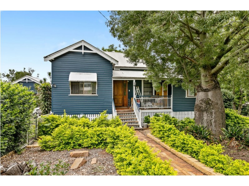 37 Cumming Street, North Toowoomba QLD 4350