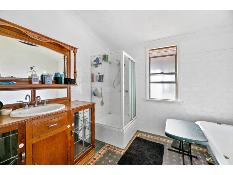 37 Cumming Street, North Toowoomba QLD 4350