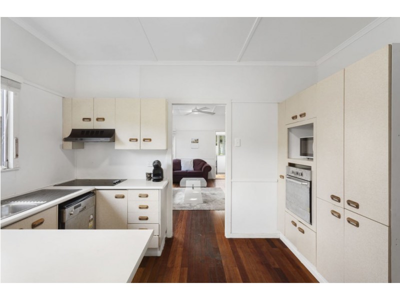 15 Rowell Street, Zillmere QLD 4034