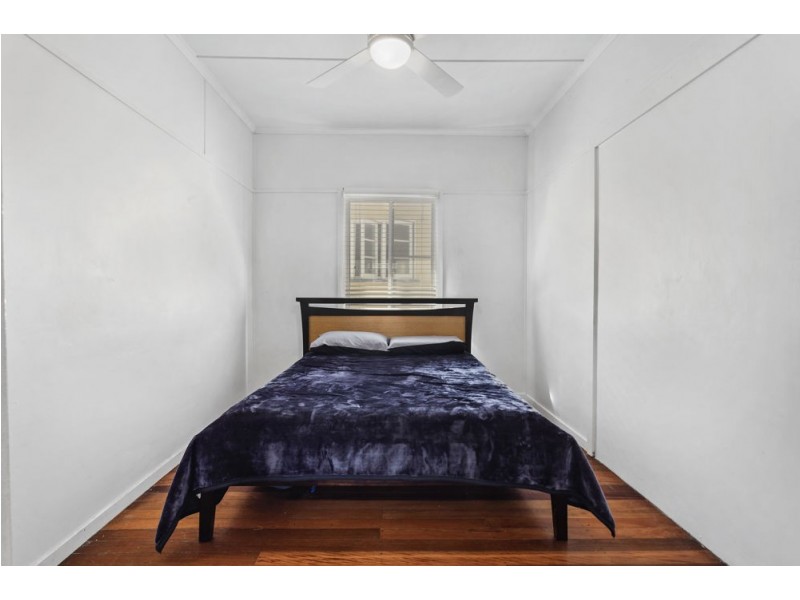 15 Rowell Street, Zillmere QLD 4034