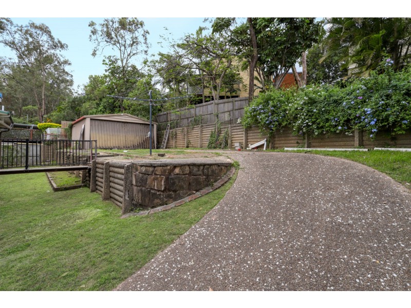 12 Wingara Grove, Ferny Hills QLD 4055