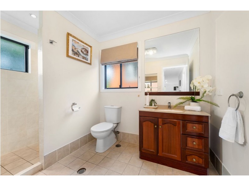 9 Girraman Street, Chermside West QLD 4032