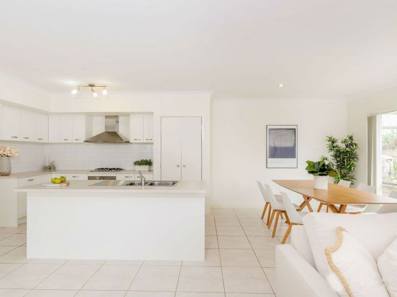 903 South Pine Road, Everton Park QLD 4053