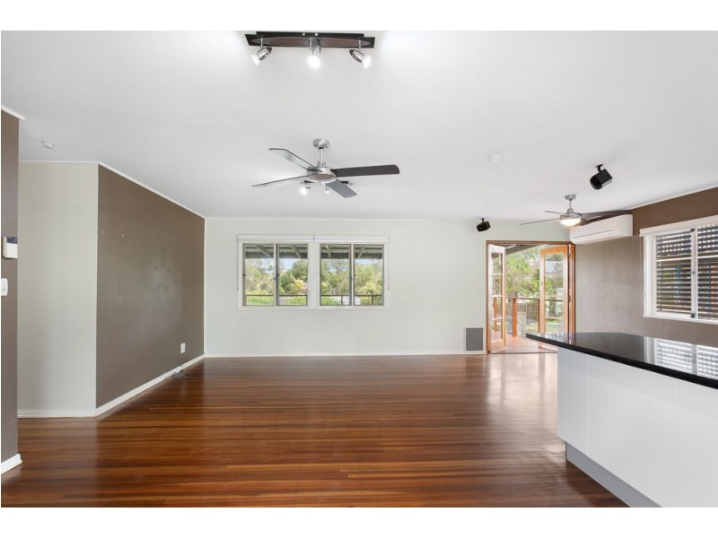 133 Camelia Avenue, Everton Hills QLD 4053