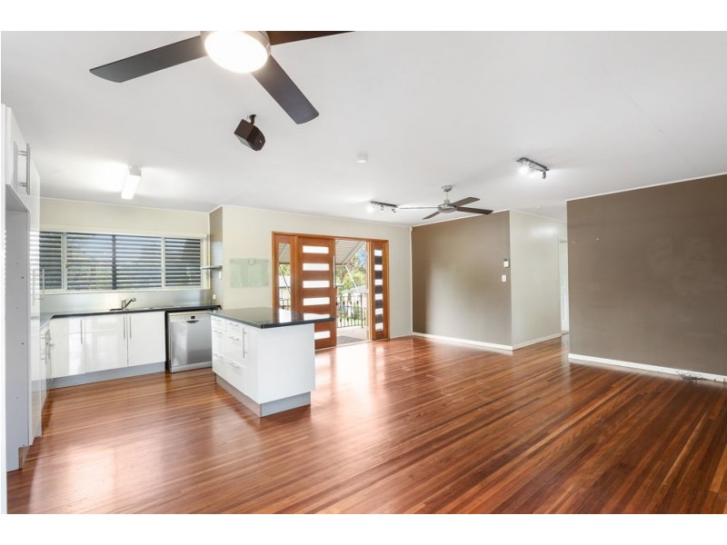 133 Camelia Avenue, Everton Hills QLD 4053