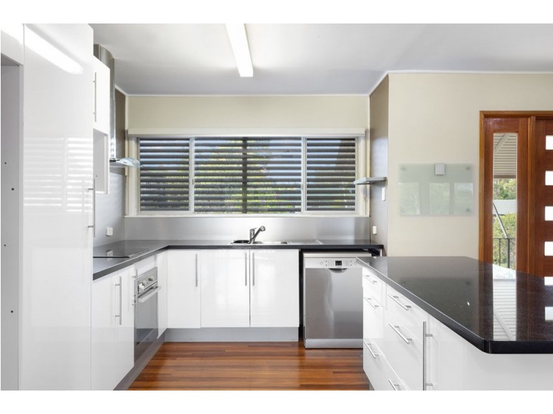 133 Camelia Avenue, Everton Hills QLD 4053