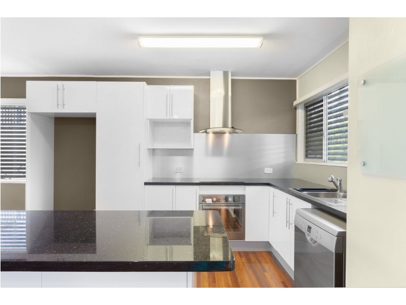 133 Camelia Avenue, Everton Hills QLD 4053