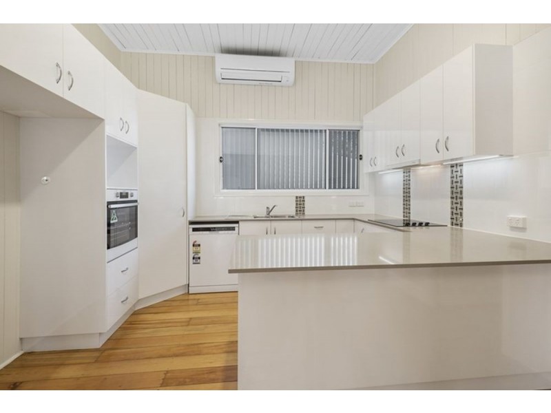 50 Jellicoe Street, Mount Lofty QLD 4350