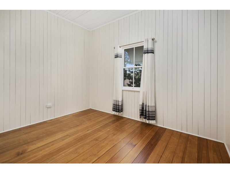 50 Jellicoe Street, Mount Lofty QLD 4350