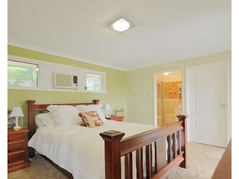 118 Stanley Road, Camp Hill QLD 4152