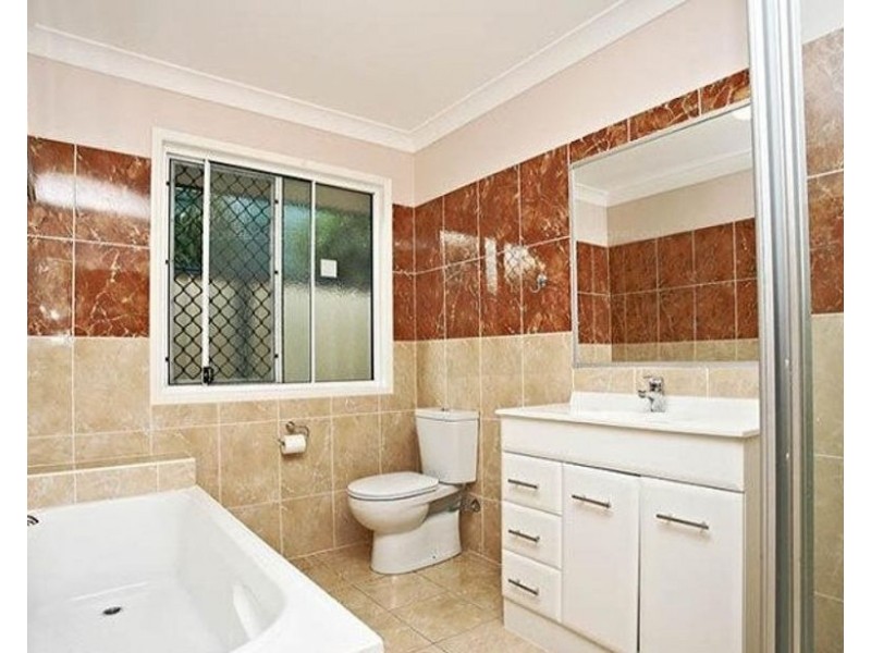 118 Stanley Road, Camp Hill QLD 4152