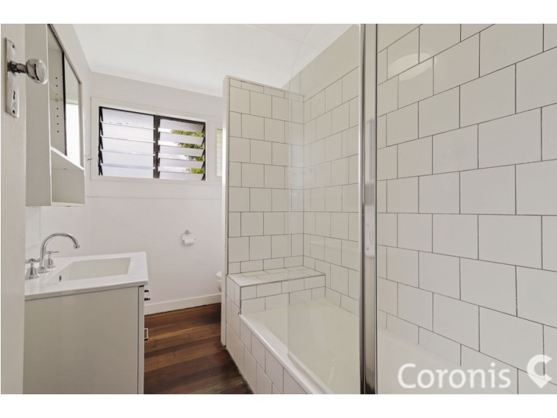 717 Rode Road, Chermside West QLD 4032