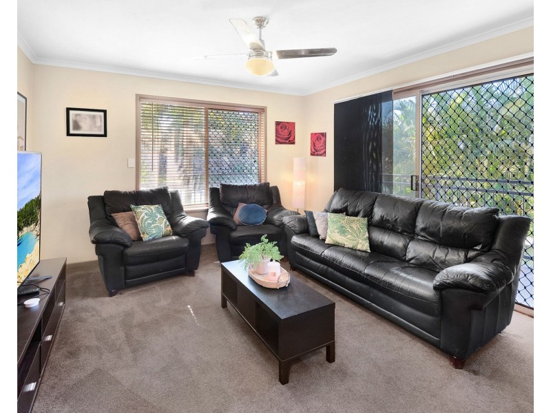 4 Tarnook Drive, Ferny Hills QLD 4055