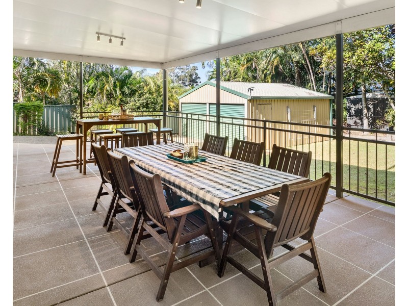 4 Tarnook Drive, Ferny Hills QLD 4055