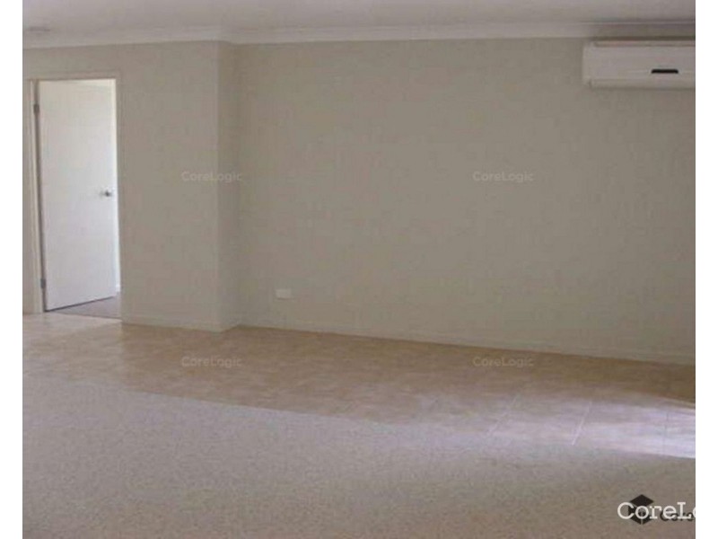 1/18 Bellinger Key, Pacific Pines QLD 4211