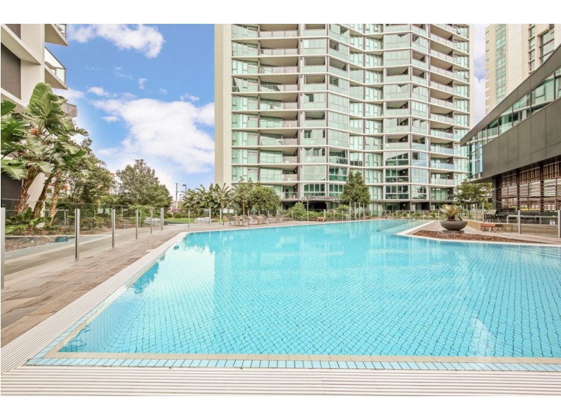 10307/8 Harbour Road, Hamilton QLD 4007