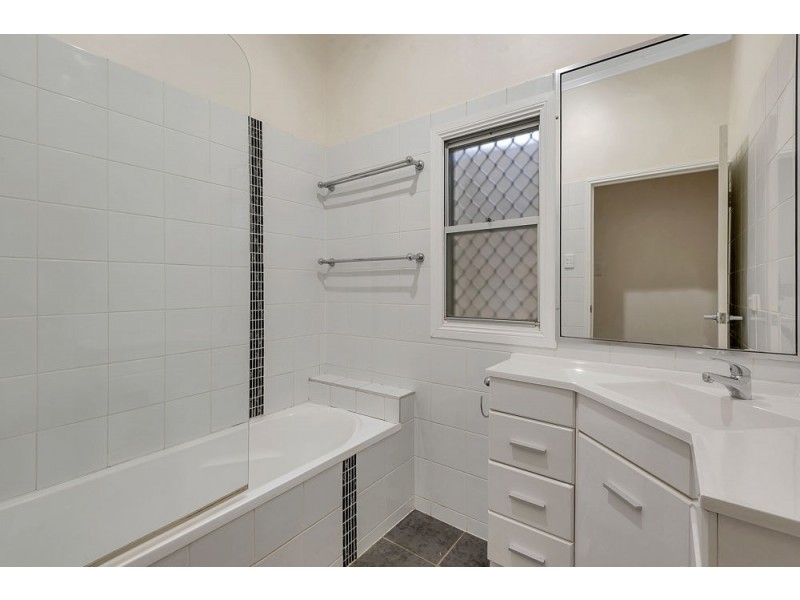 22 Cavell Street, East Toowoomba QLD 4350