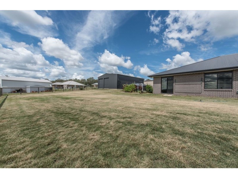 4 Monarch Street, Meringandan West QLD 4352