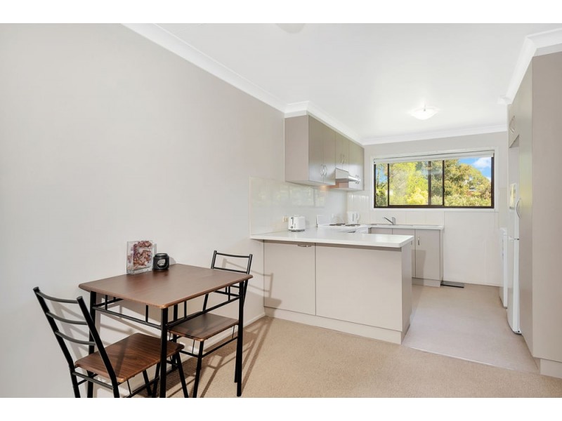 10/329 West Street, Harristown QLD 4350