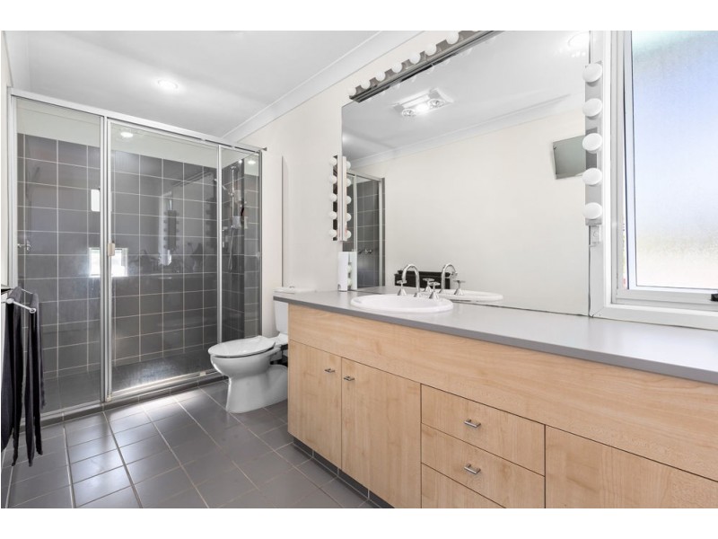 1 Woodland Crescent, Murarrie QLD 4172