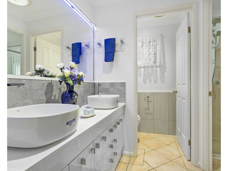 14 Montanus Drive, Woodford QLD 4514