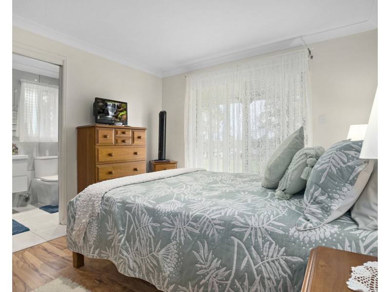 14 Montanus Drive, Woodford QLD 4514